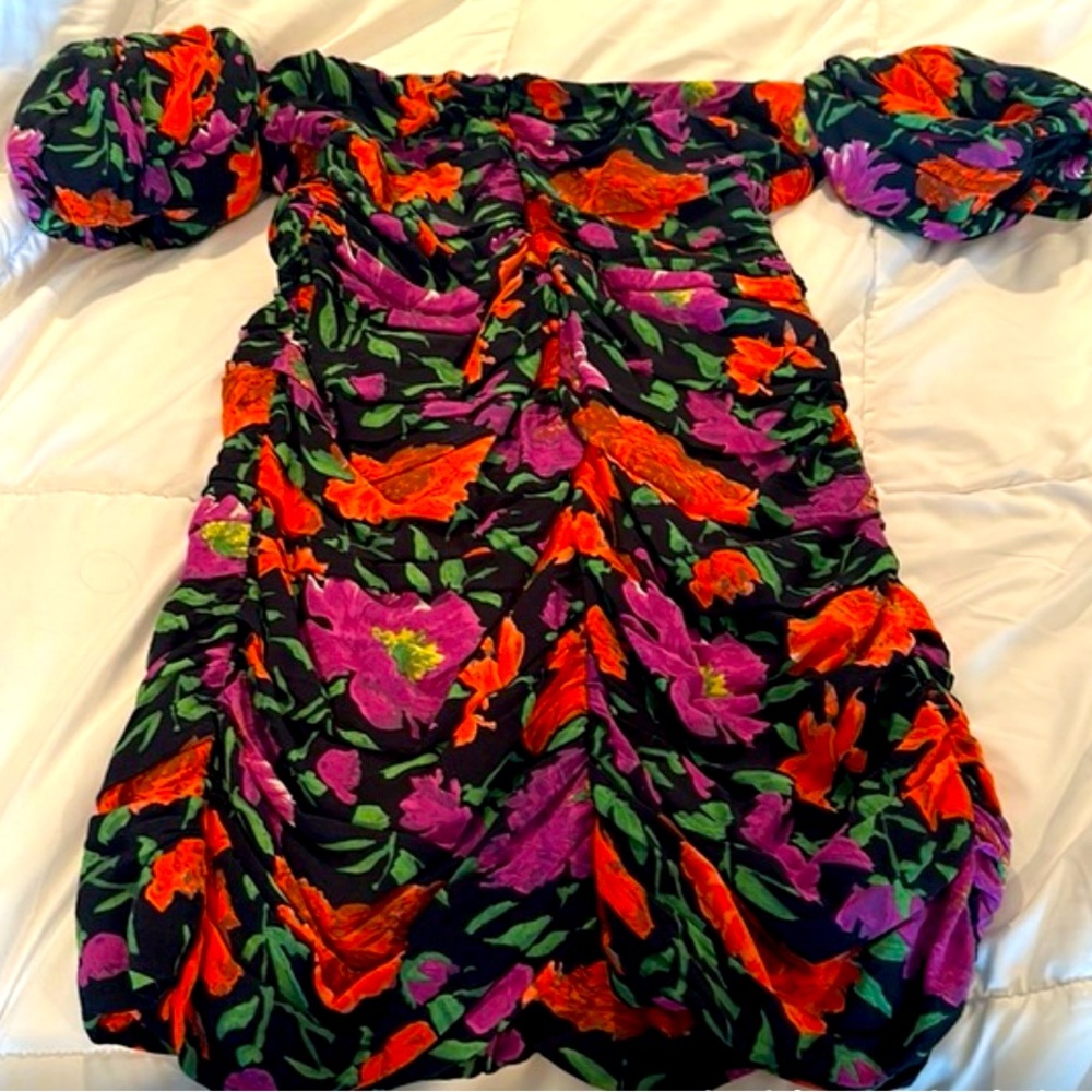 Zara off shoulder floral dress